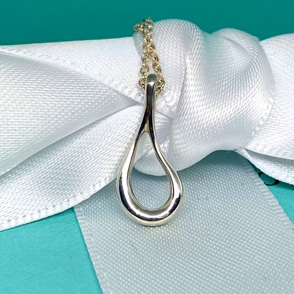 Tiffany & Co. Jewelry - Tiffany & Co teardrop necklace .925 sterling Elsa Peretti  16” NICE